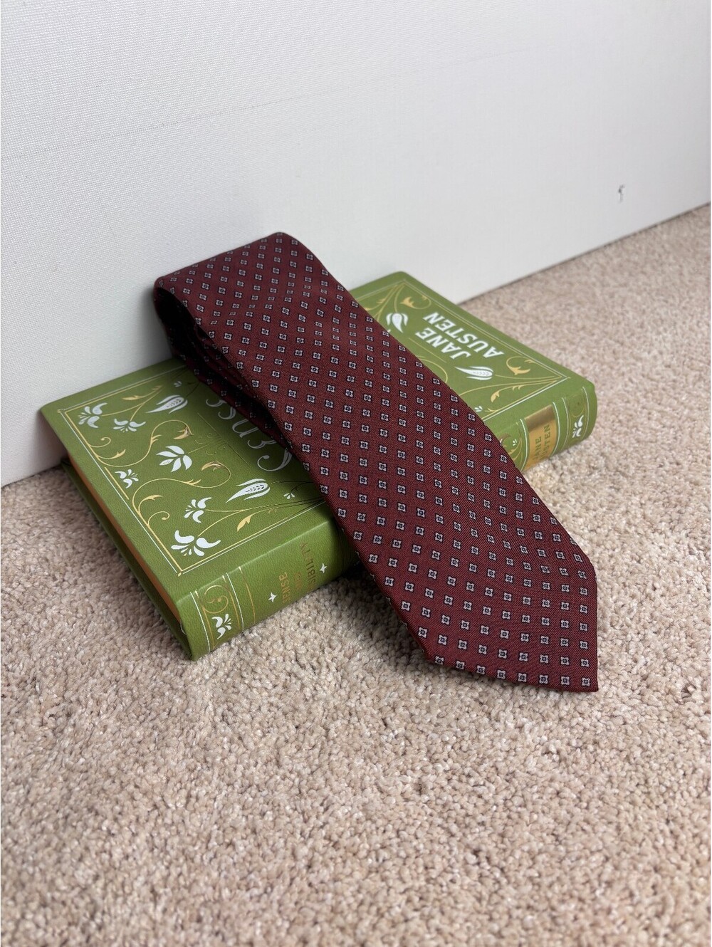 Reis of New Haven Vtg Rhombus Tie